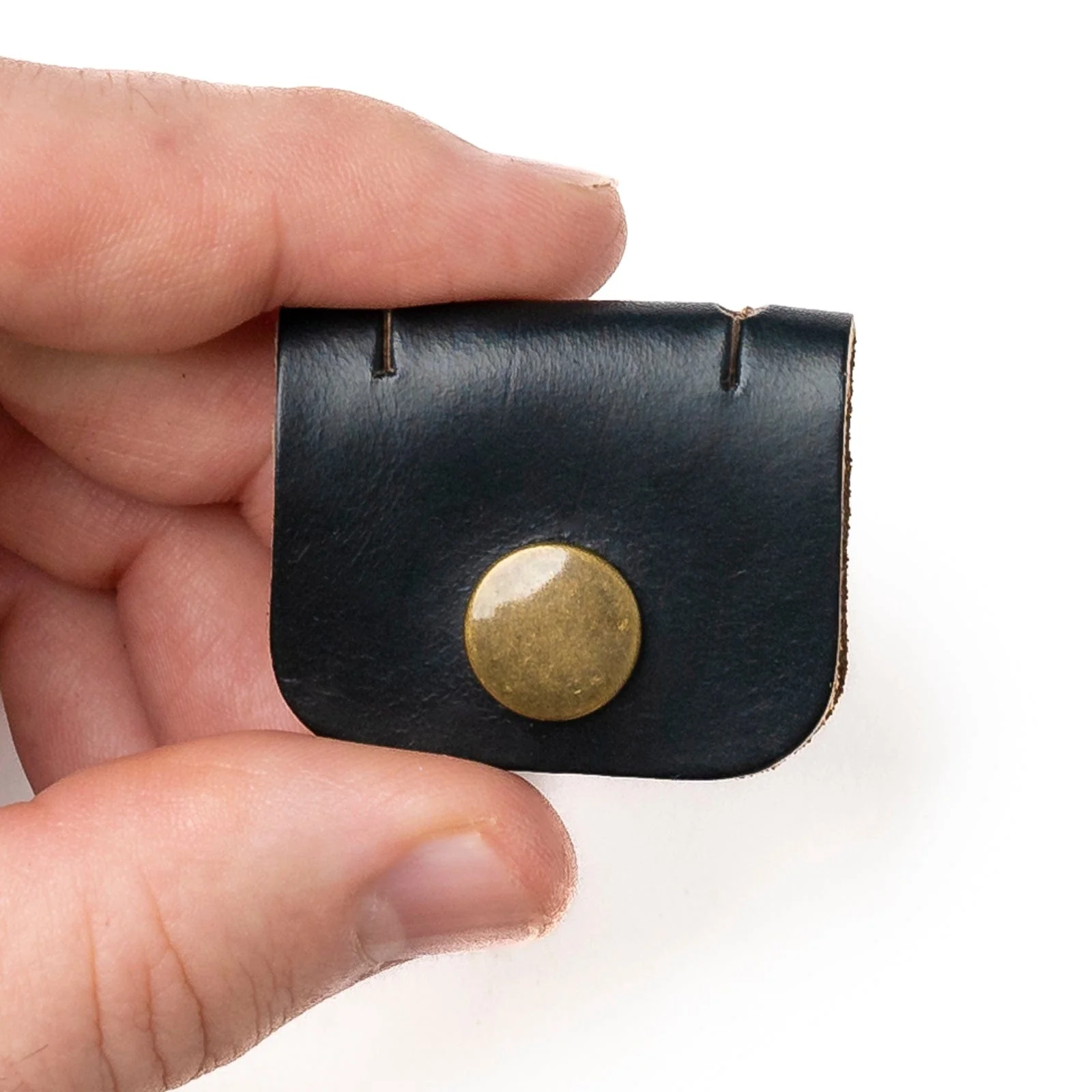 Leather Cord Organizer - Image 15