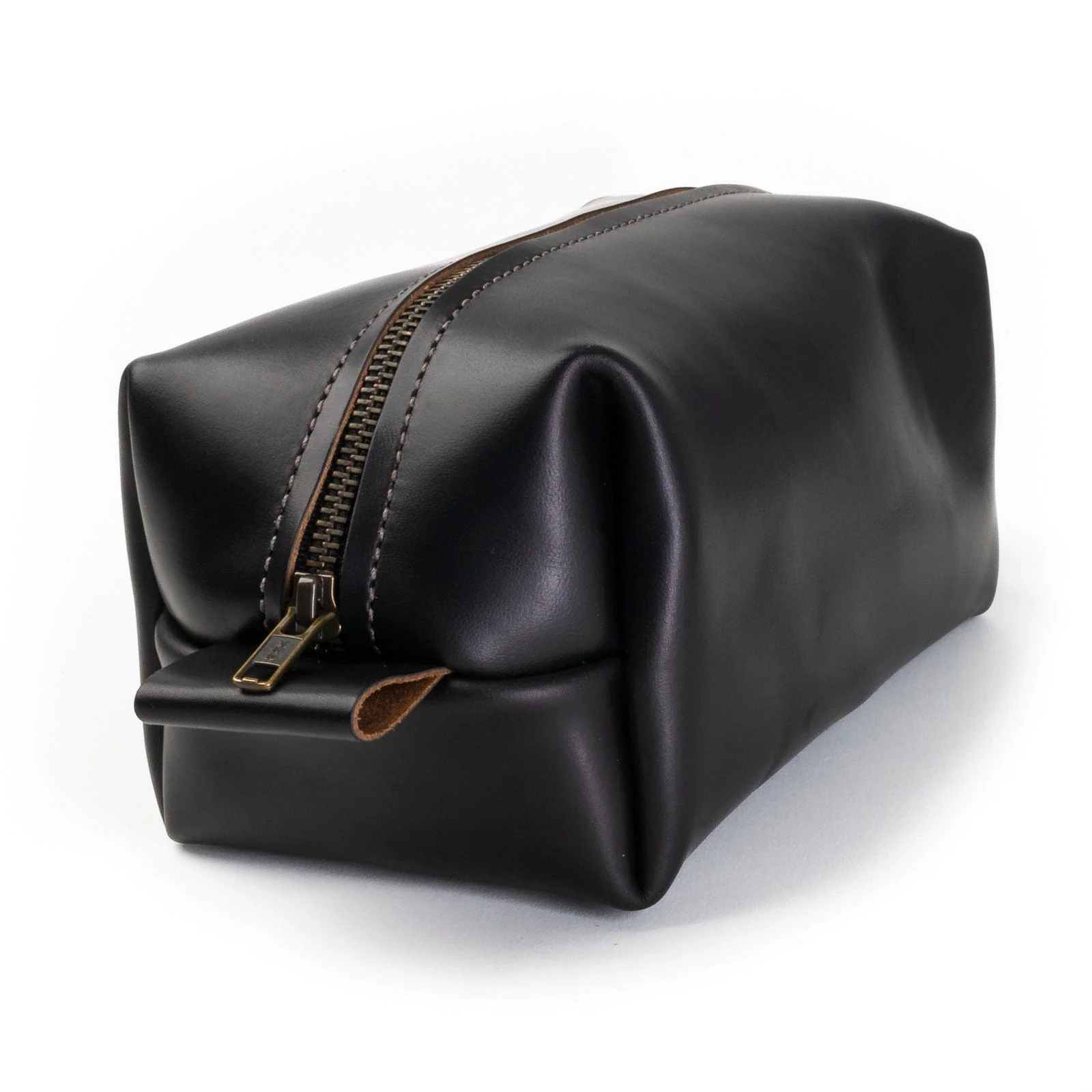 Leather Toiletry Bag - Image 16